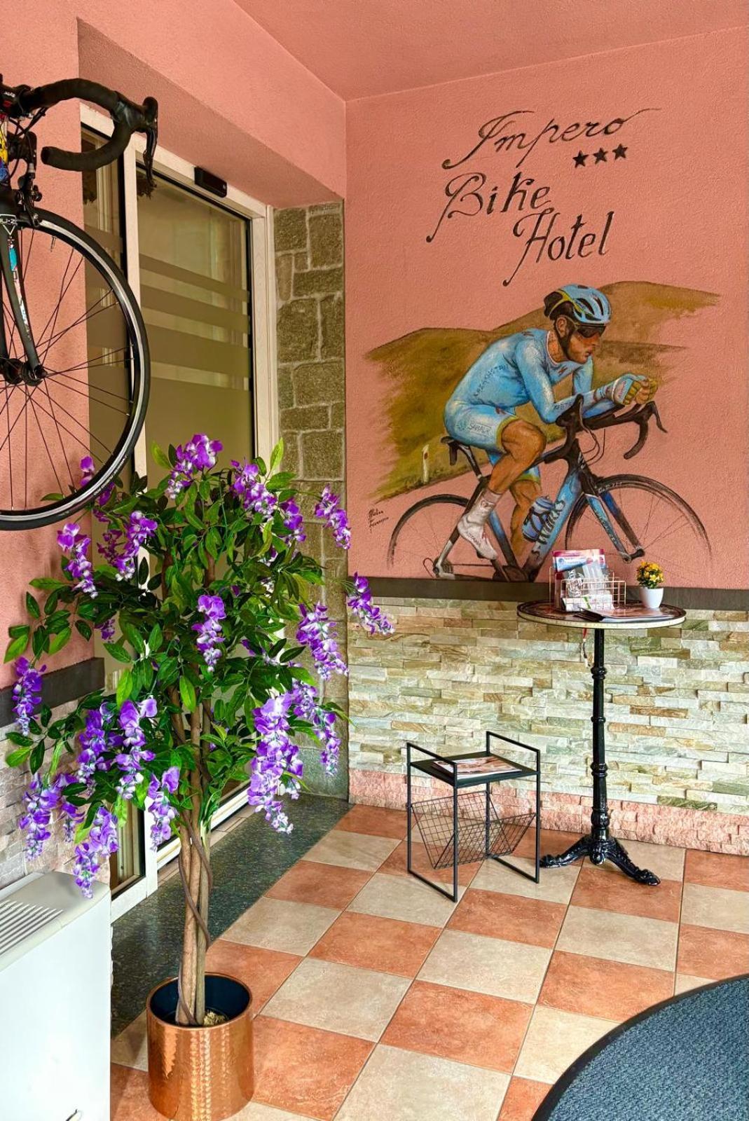 Impero Hotel Beauty & Spa - Bike Hotel Cantello Luaran gambar